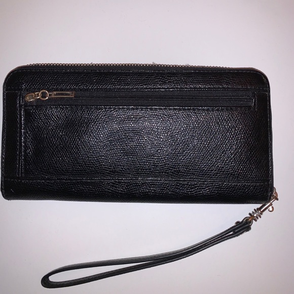 Black Wallet from Guess - Picture 2 of 4